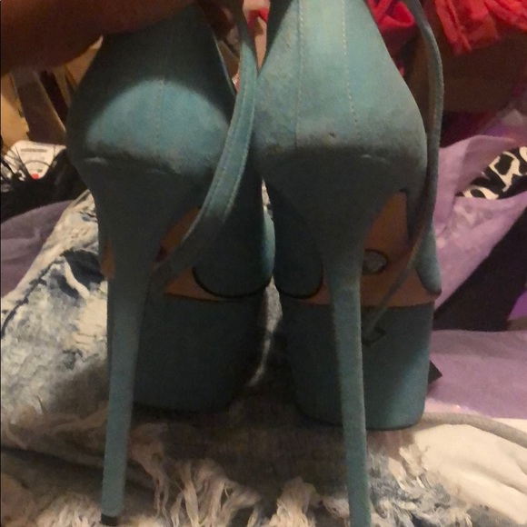 Brand New Never worn Olcay Gulsen Platforms - Picture 4 of 5